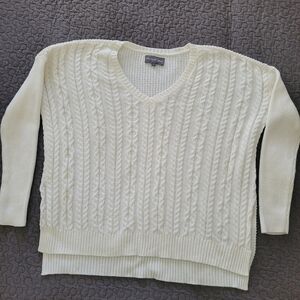 Michael Stars White Cable knit Light Weight Sweater Size M